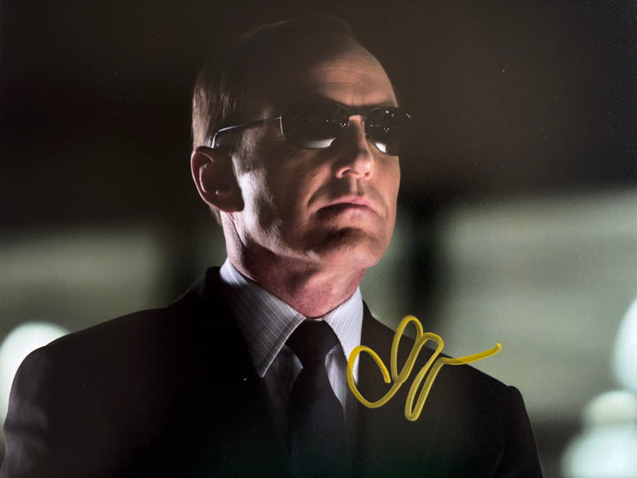 Clark Gregg signed Autograph 8x10 Marvel: Avengers, Agents of Shield