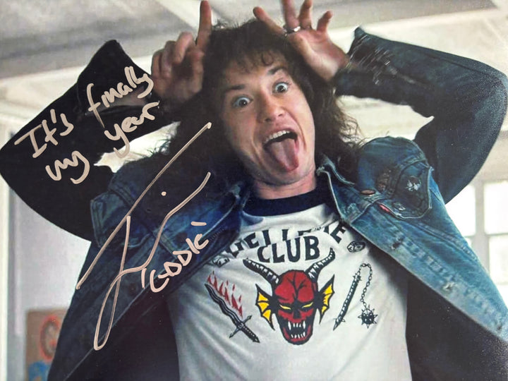 Joseph Quinn signed Autograph 8x10 Stranger Things