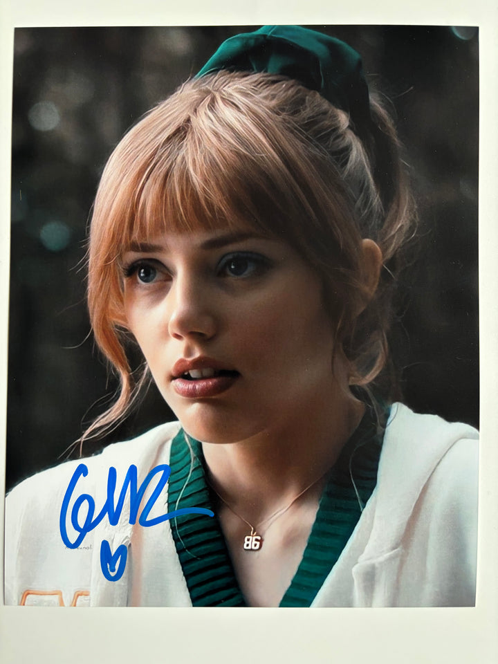 Grace Van Dien signed Autograph 8x10 Stranger Things