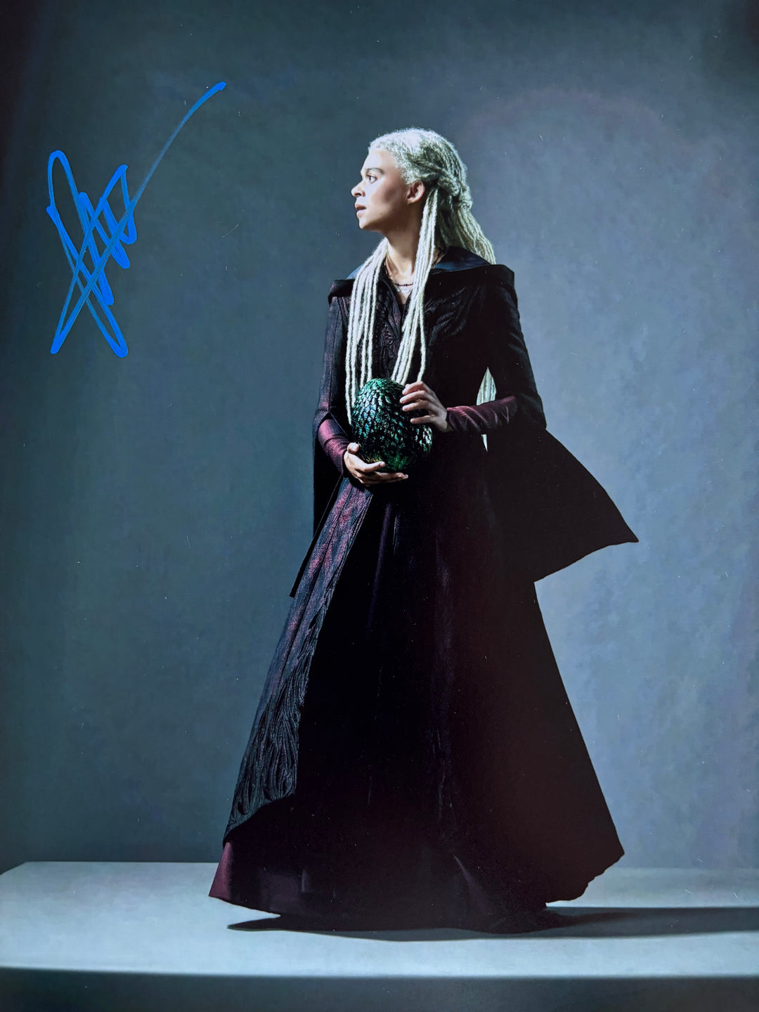 Phoebe Campbell signed Autograph 8x10 House of the Dragon