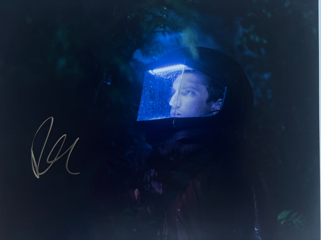 Richard Harmon signed Autograph 8x10 The 100, Bates Motel