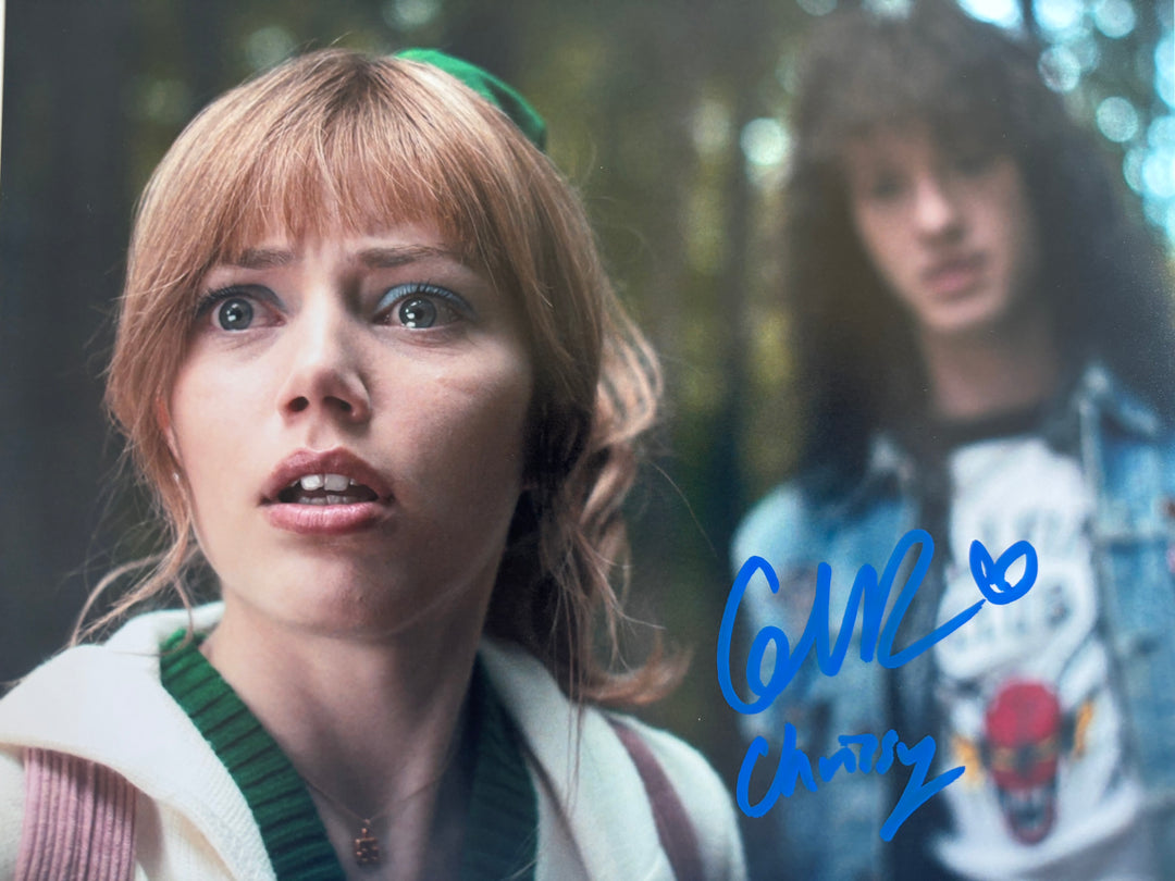 Grace Van Dien signed Autograph 8x10 Stranger Things
