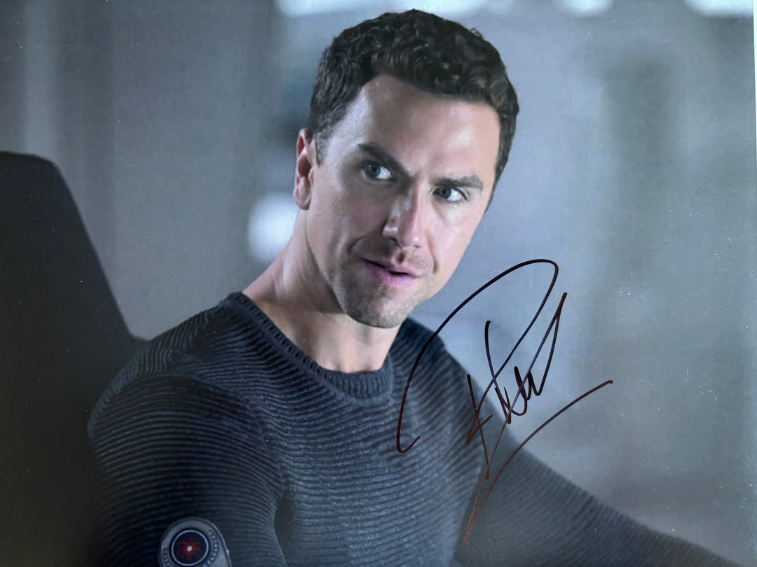 Richard Fleeshman signed Autograph 8x10 The Ark