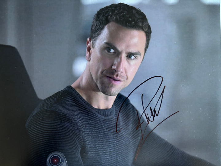 Richard Fleeshman signed Autograph 8x10 The Ark