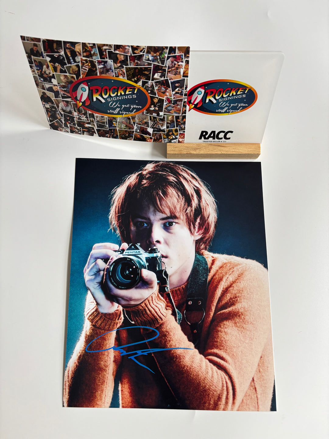Charlie Heaton signed Autograph 8x10 Stranger Things