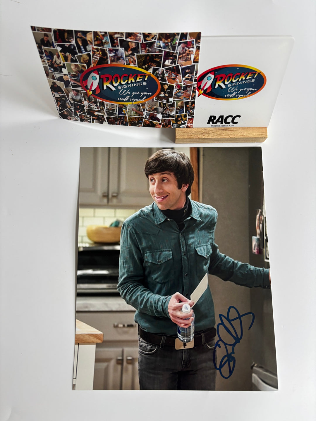 Simon Helberg signed Autograph 8x10 The Big Bang Theory