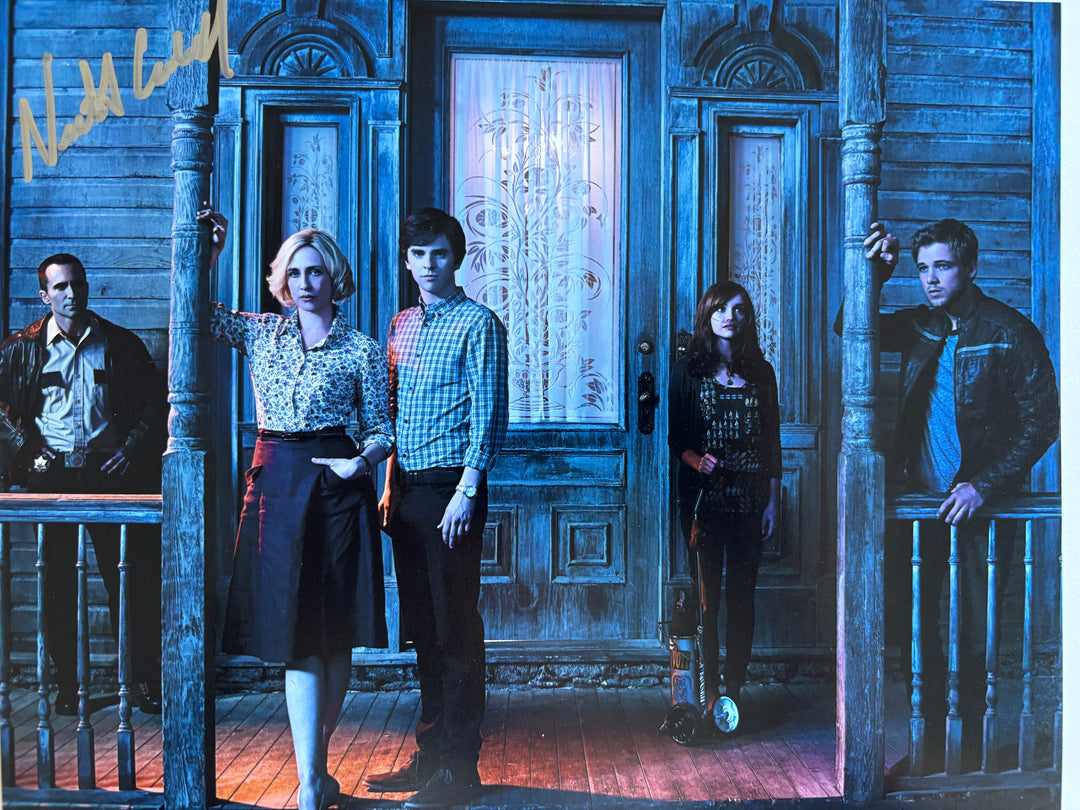 Nestor Carbonell signed Autograph 8x10 Bates Motel